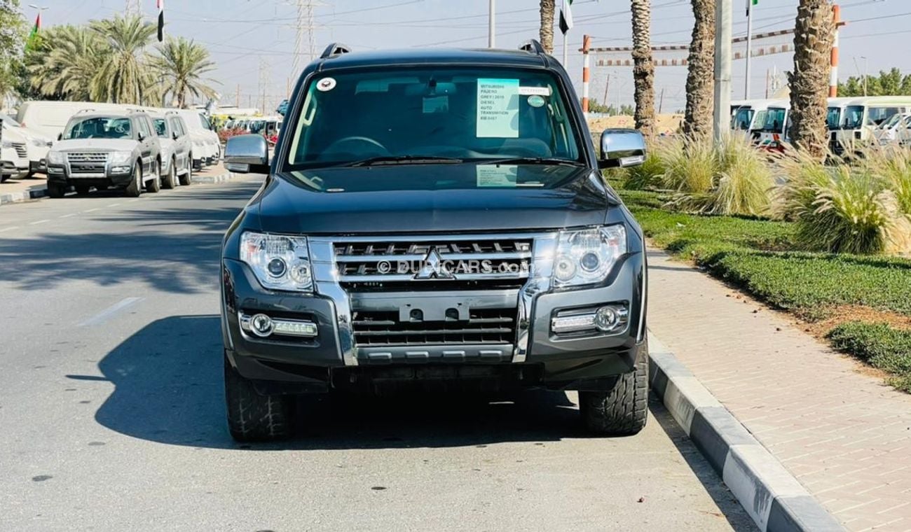 ميتسوبيشي باجيرو 2019 3.2CC, V8/V9, Diesel, [Right-Hand Drive], 7 Seats, 4X4, Automatic, Premium Condition.