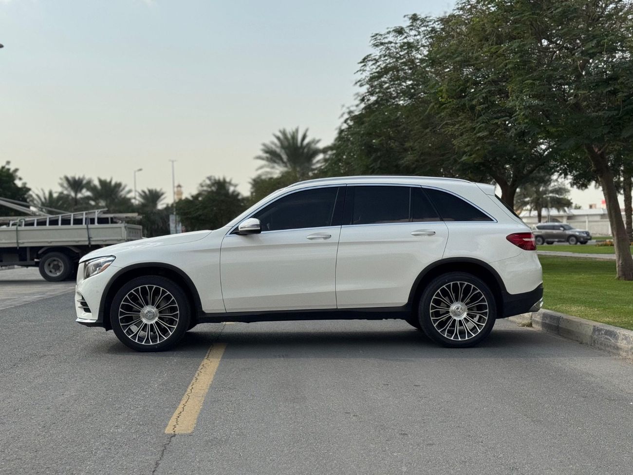 Mercedes-Benz GLC 300 AMG 2.0L