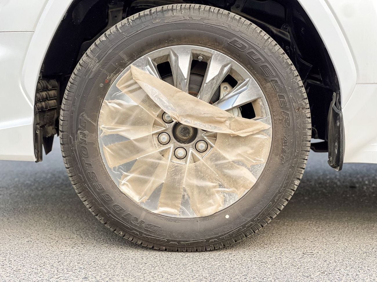 تويوتا لاند كروزر EXPORT ONLY - Toyota LC300 VXR 3.3L DSL (GCC Specification)