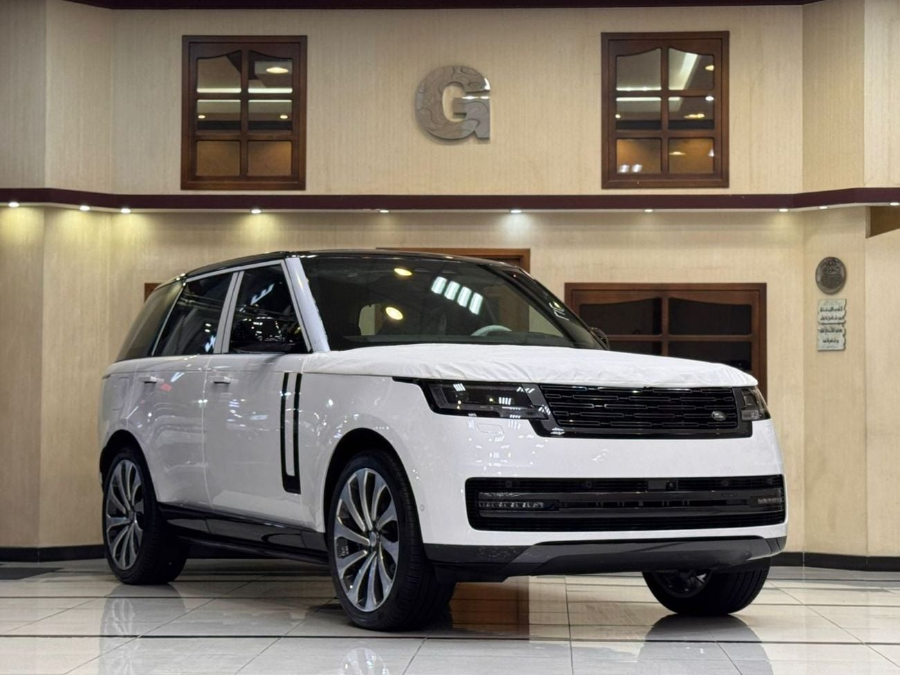 لاند روفر رينج روفر LAND ROVER RANGE ROVER AUTOBIOGRAPHY P 530 / GCC UNDER WARRANTY 2026