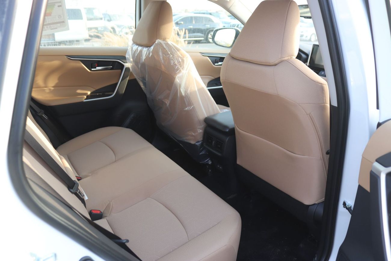 تويوتا راف ٤ 2.5 XLE-E  - 4WD - SUNROOF -ELECTRIC BACK DOOR- ALLOY WHEELS MODEL 2025