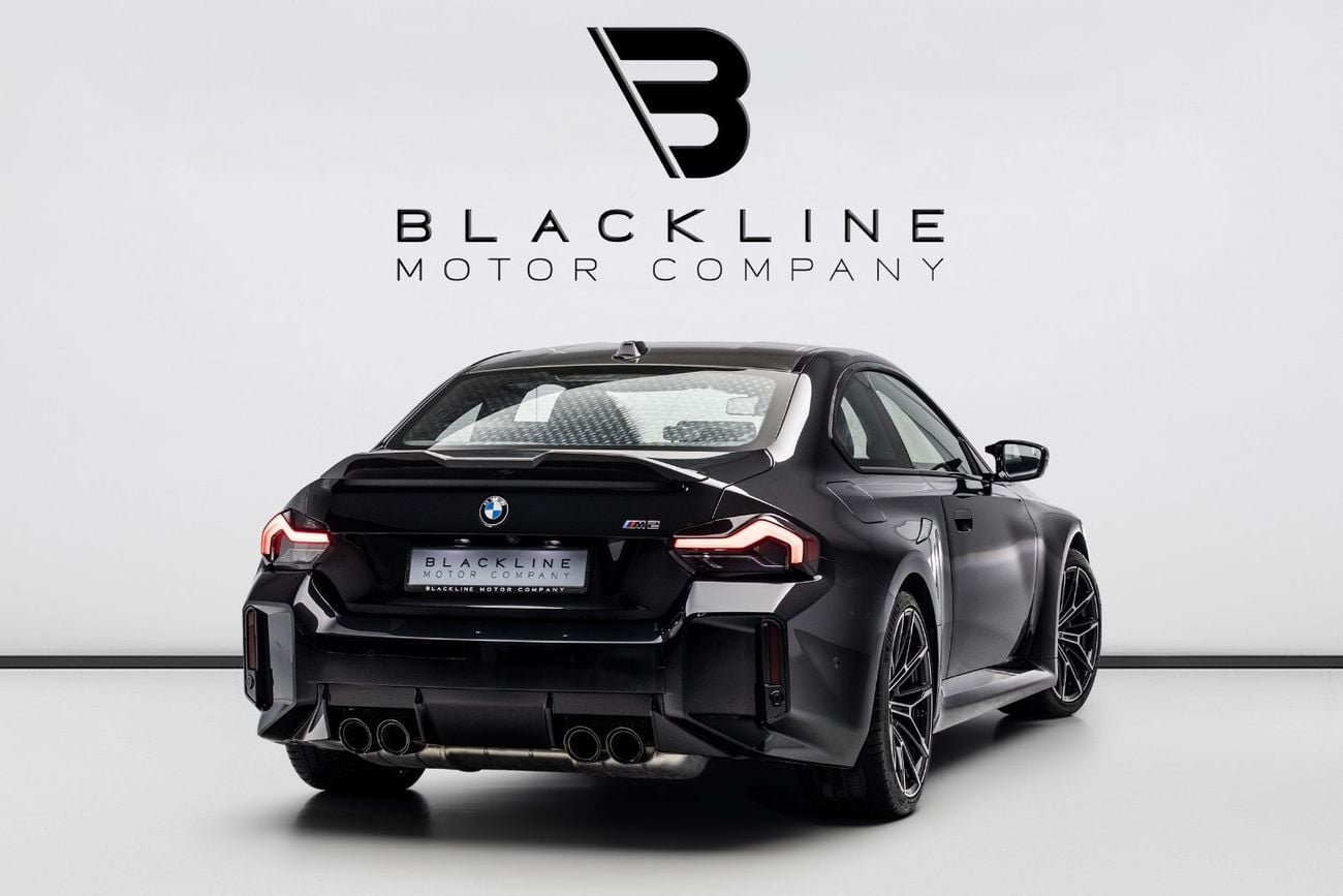 بي أم دبليو M2 MASTERCLASS BUY NOW, PAY 2027 | THE BLACKLINE STANDARD | 2029 BMW Warranty + Service Contract, GCC, 