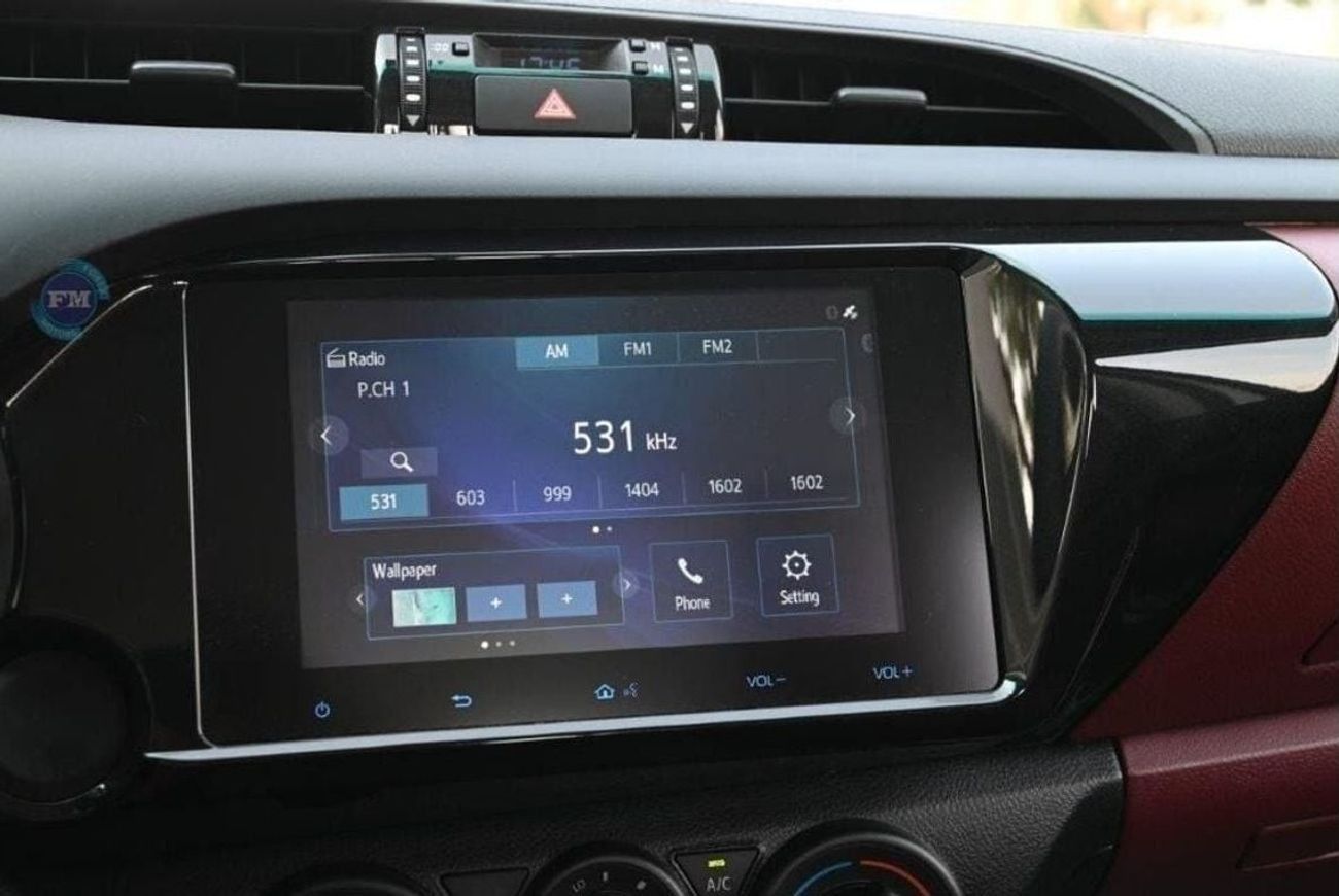 Toyota Hilux Double Cab DLX-G 2.7L Petrol 4WD Automatic