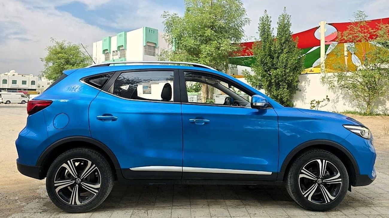MG ZS USED MG ZS LUXURY 1.5L A/T SUV FWD GCC BLUE COLOR 2024