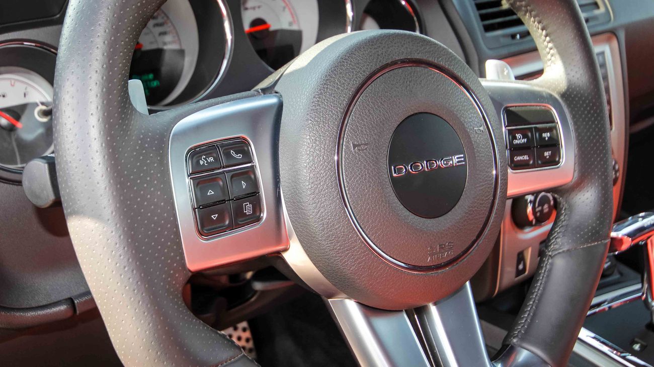 Dodge Challenger HEMI 392 SRT