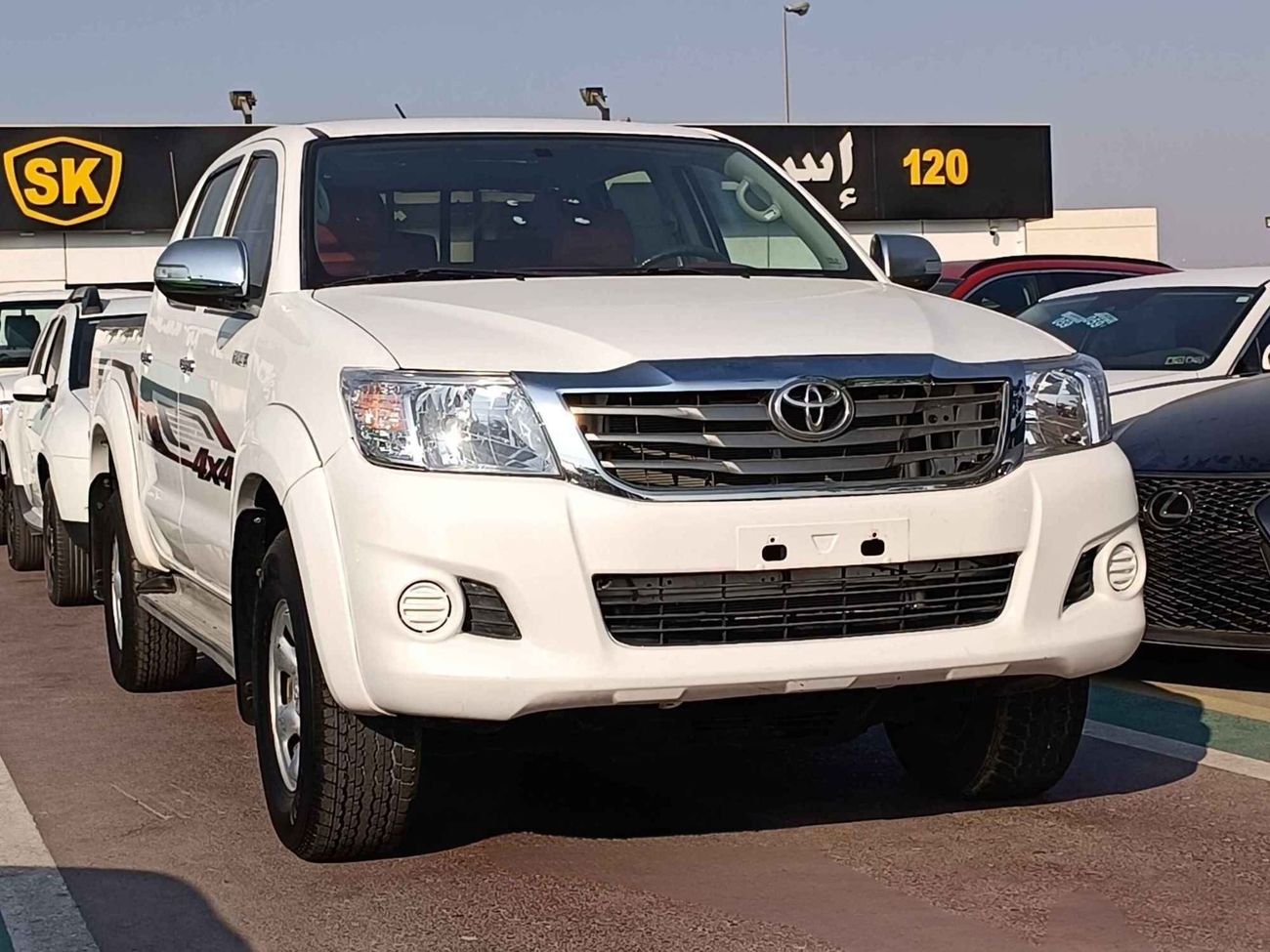 Toyota Hilux // HILUX // DIESEL // MANUAL // 4X4 (LOT # 45619)