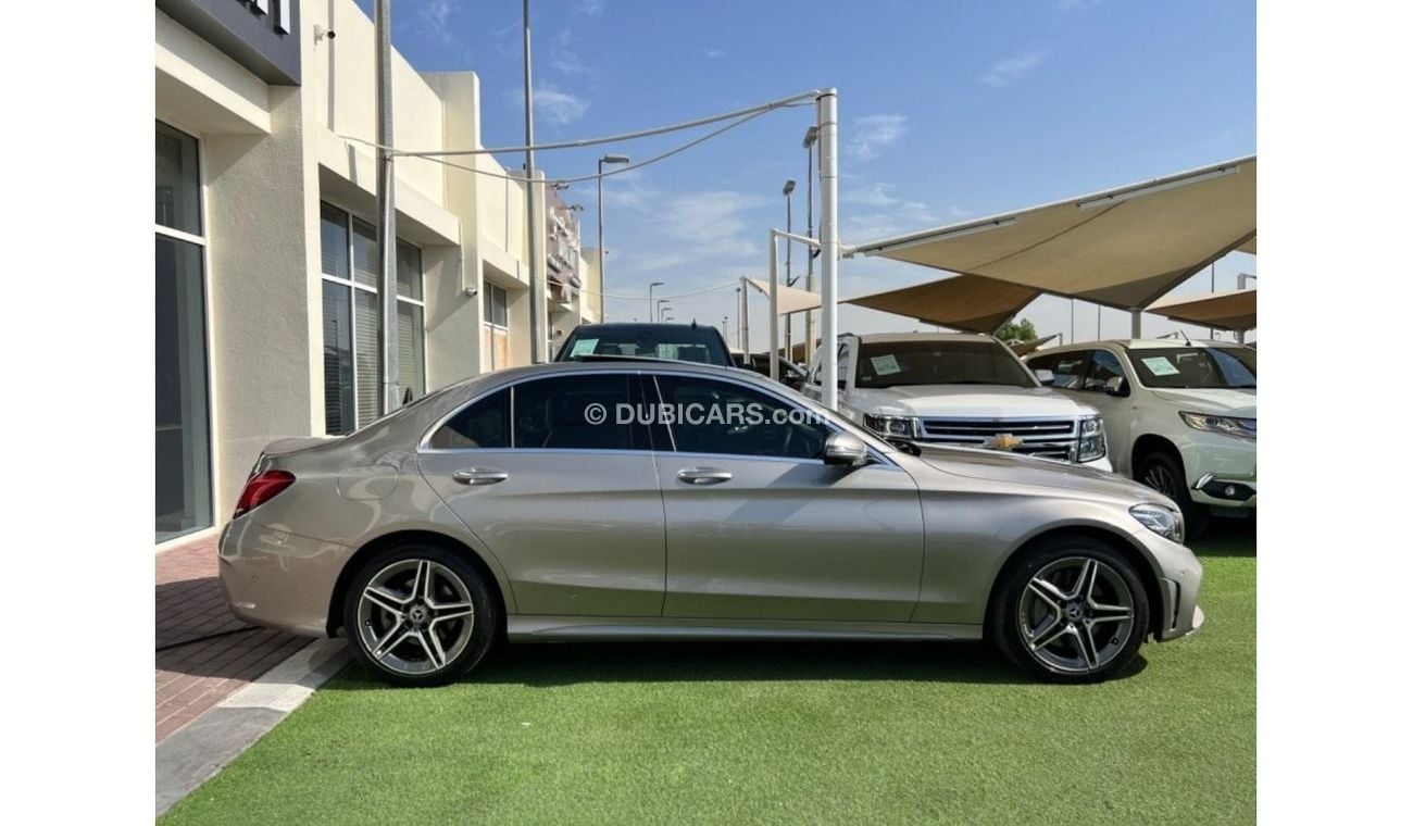 Mercedes-Benz C 300 Std Mercedes-Benz C300 4MATIC / 2020 /Canadian / Low Mileage