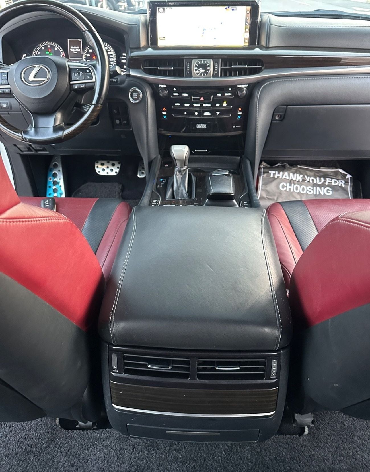 Lexus LX 570 