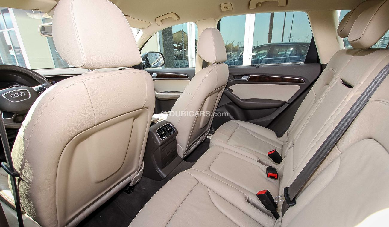 أودي Q5 40 TFSL Quattro