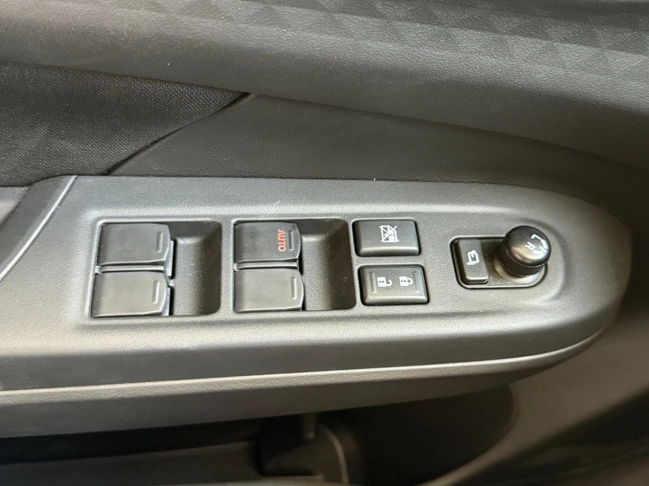 سوزوكي سويفت SWIFT 1.2 GLX 2-tone **EXPORT ONLY**التصدير فقط خارج الخليج**