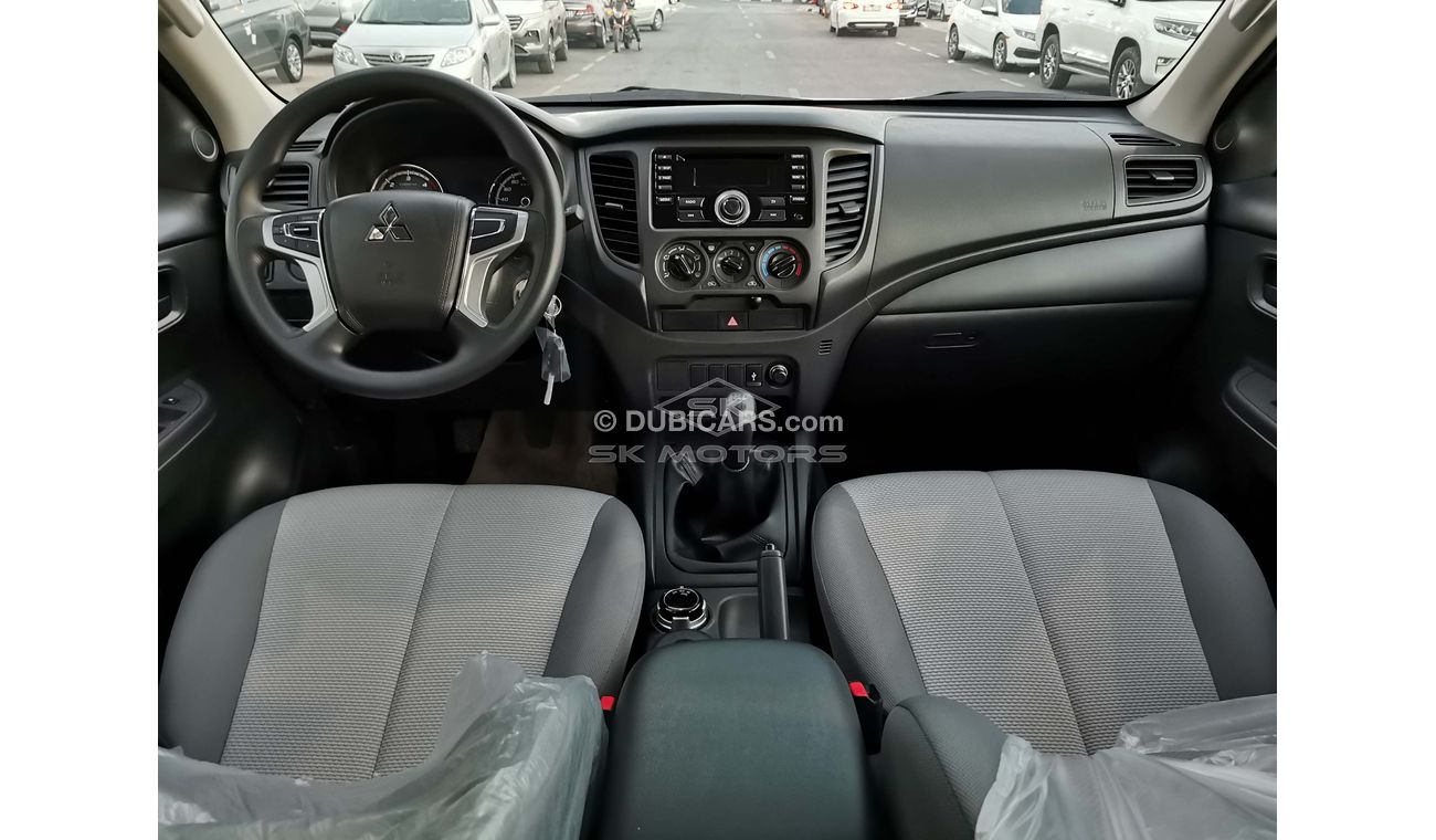 Mitsubishi L200 GLX, 2.4L Diesel, M/T, 4WD, CD Player, Front A/C, (Code # MLP07)