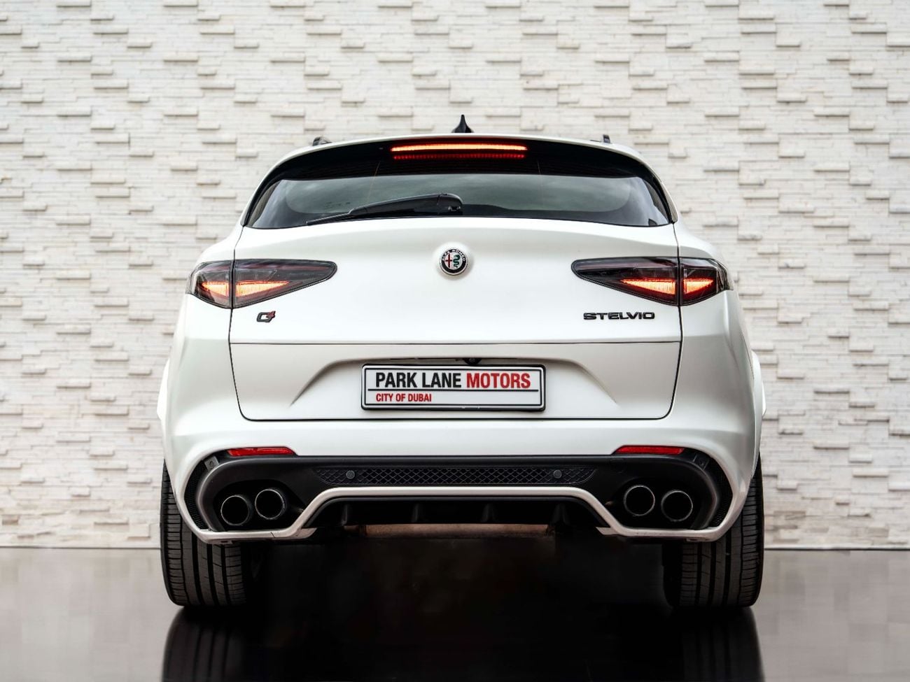 Alfa Romeo Stelvio Quadrifoglio 2.9L (503 HP)