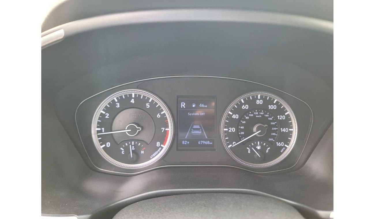 هيونداي سانتا في 5 Seater / 2.4Cc