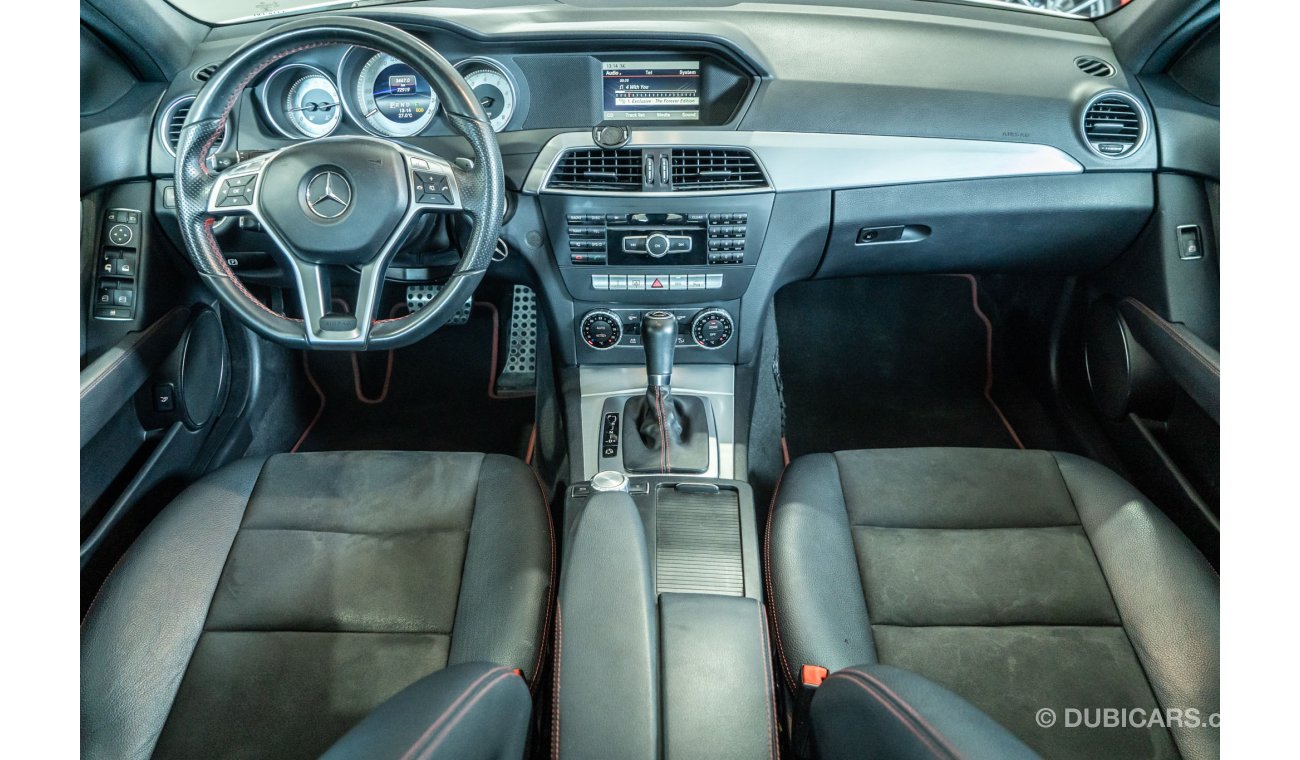 Mercedes-Benz C 200 2014 Mercedes C200 AMG Plus / Full-Service History