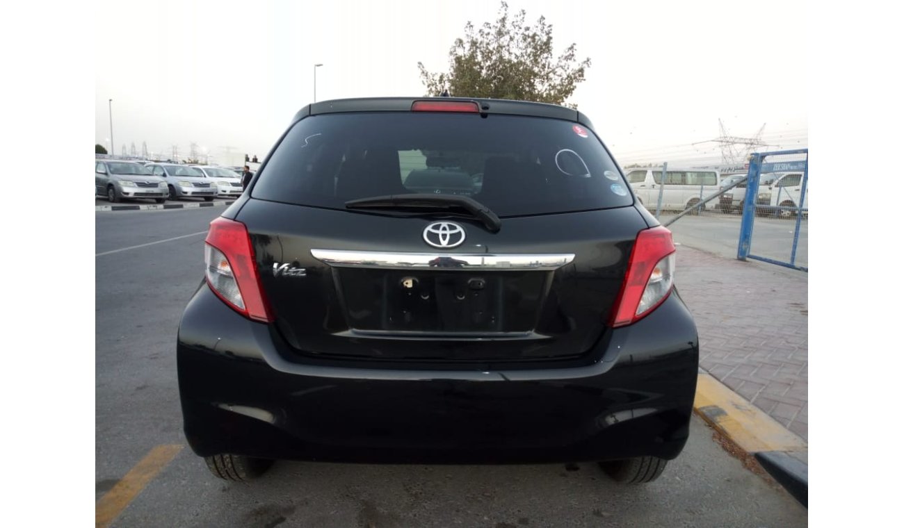 تويوتا فيتز Toyota Vitz 2011, AT, 1.0L, Good Condition, [Right-Hand Drive], Japan Imported.