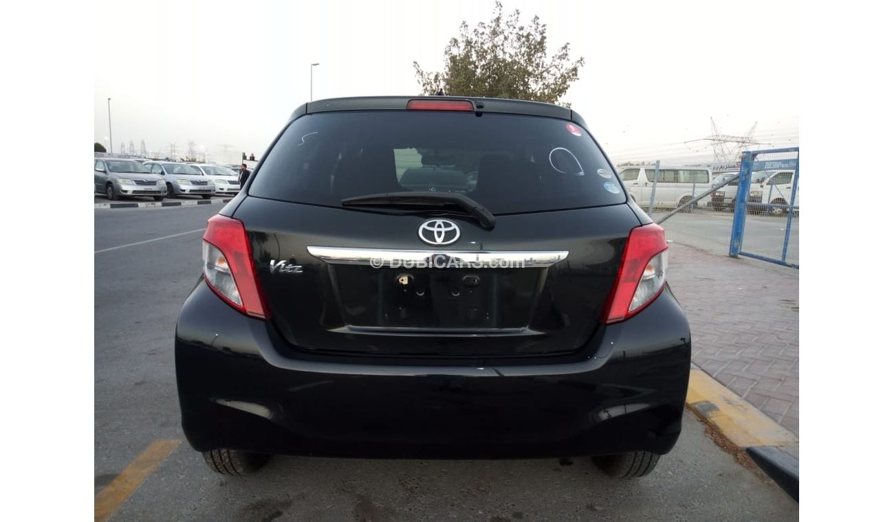 Toyota Vitz Toyota Vitz 2011, AT, 1.0L, Good Condition, [Right-Hand Drive], Japan Imported.