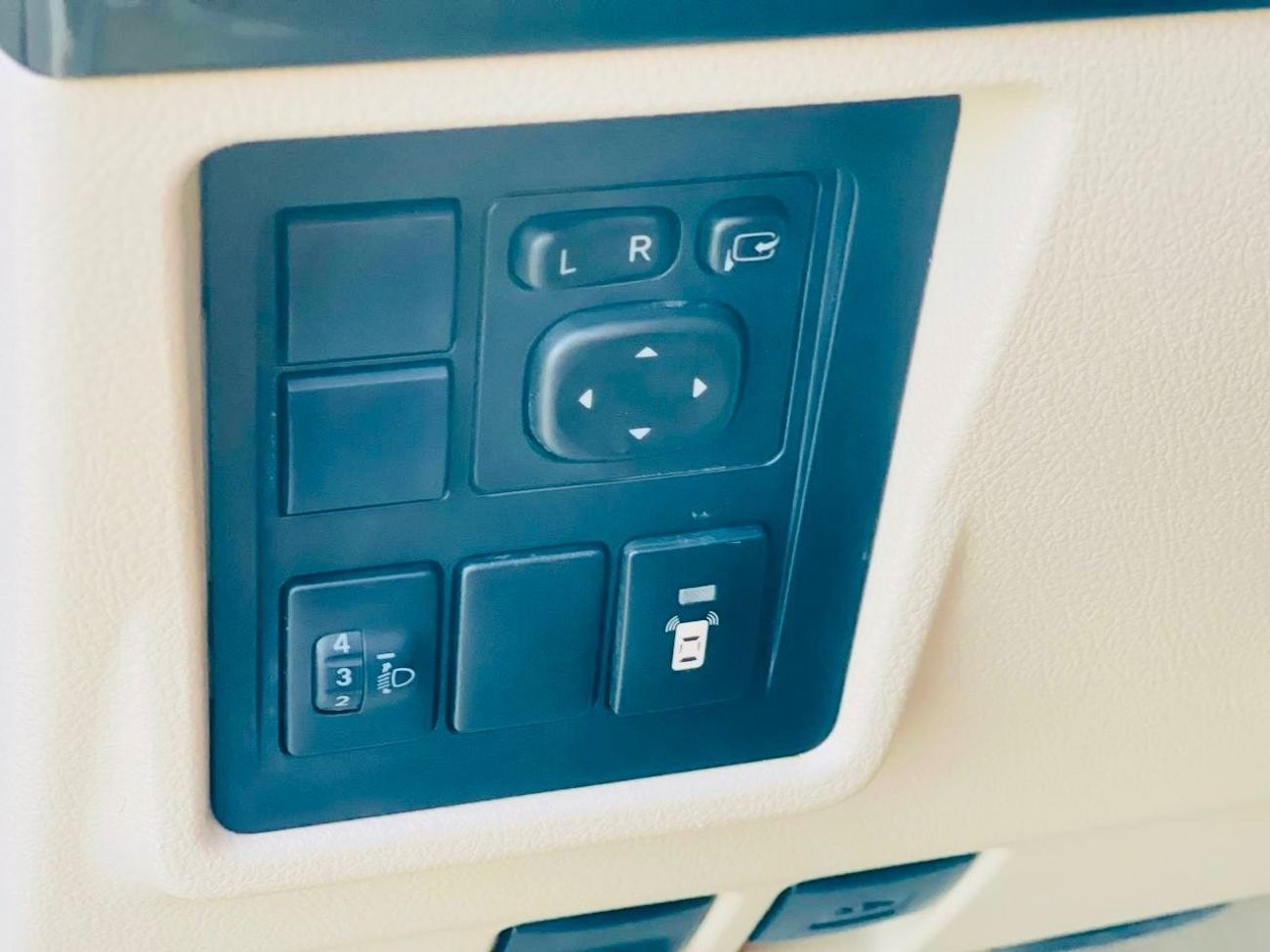 تويوتا برادو Toyota Prado 2018 V4 TX-L 2.7L (271 HP)