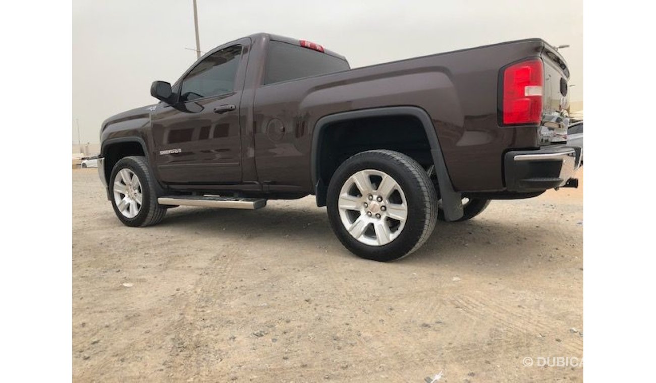 GMC Sierra