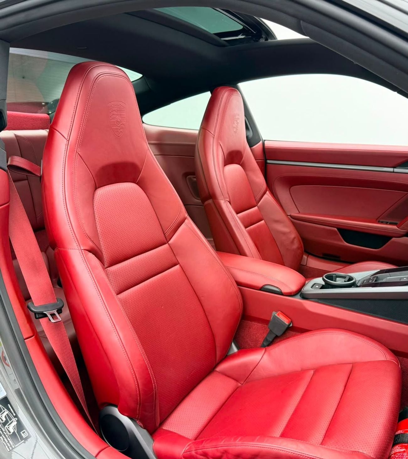 بورش 911 CARRERA 2021 Porsche 911 Carrera, Warranty, Full Service History, Fully Loaded, Excellent Condition,
