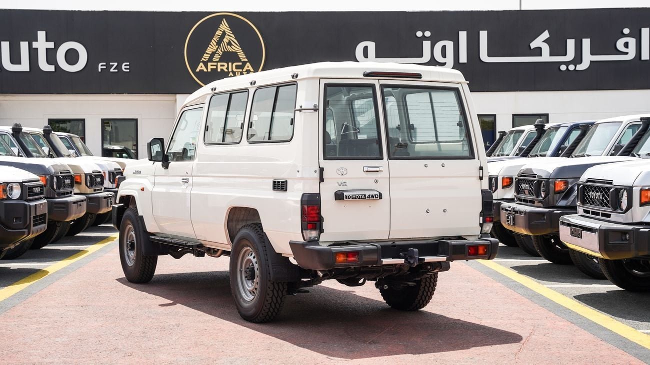 Toyota Land Cruiser 70 TOYOTA LC78 4.0 PETROL AT 2026