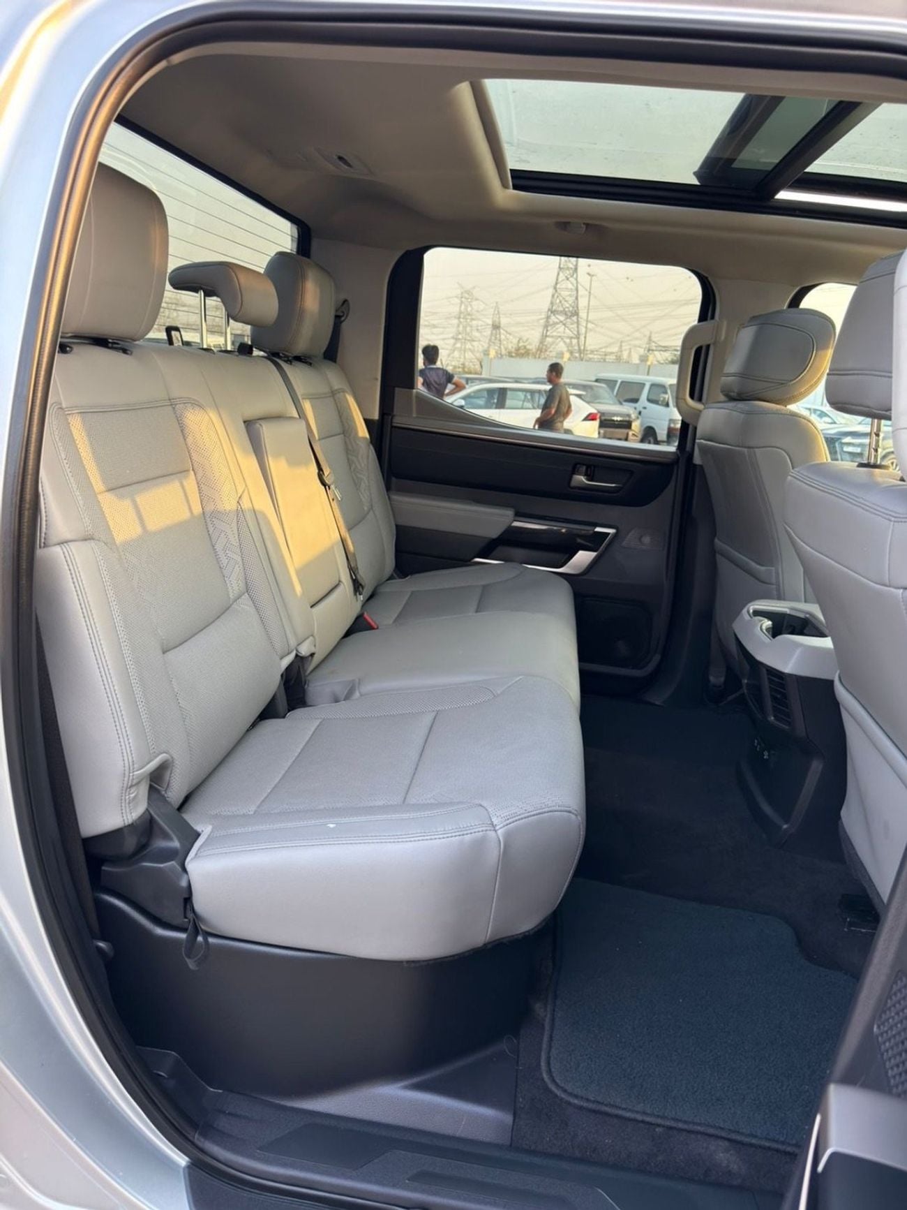 Toyota Tundra SR (NON GCC)
