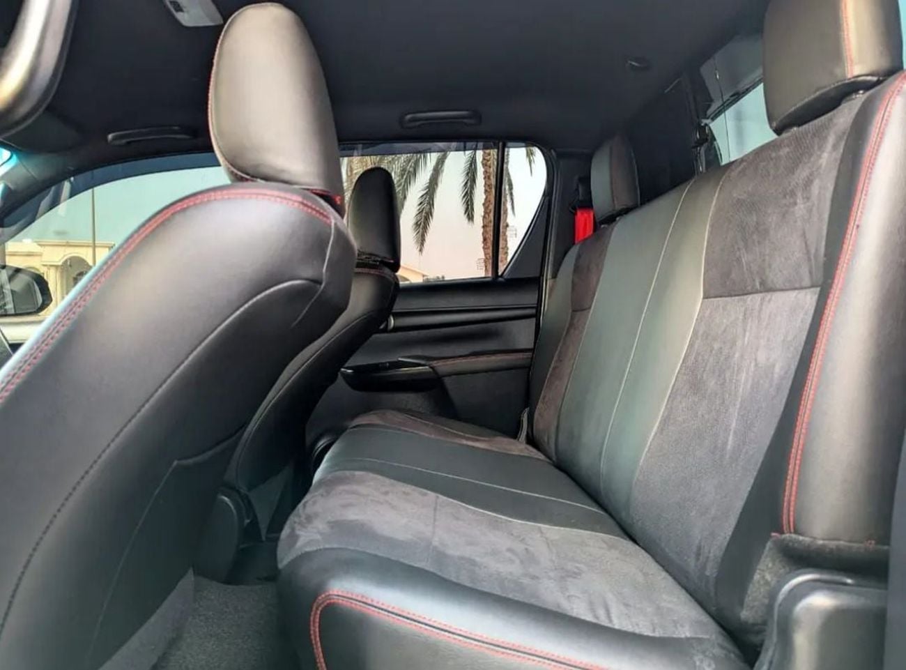 تويوتا هيلوكس Toyota Hilux GR sports 2021Model Facelifted 2025 2.7 v4 petrol Engine Colour Black push start Transm