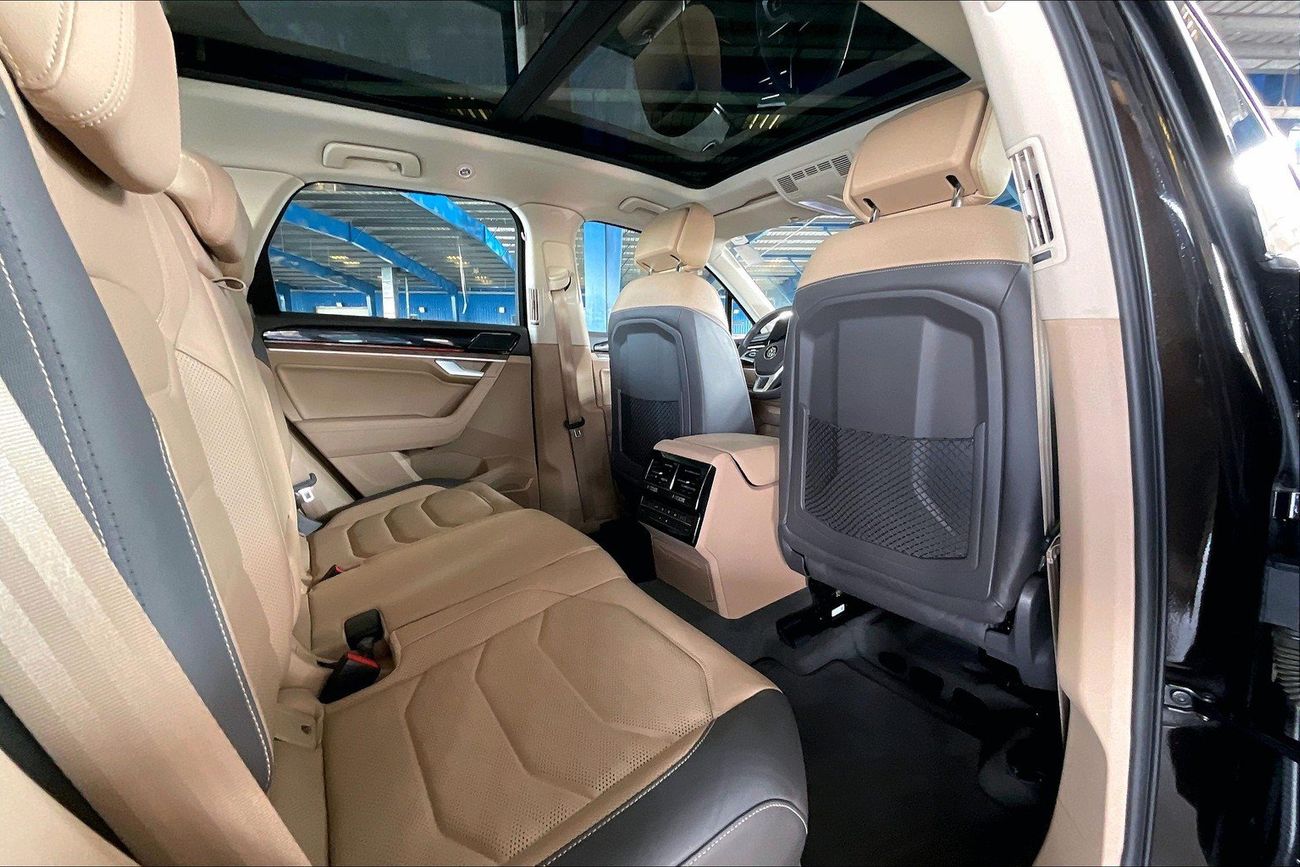 Volkswagen Touareg Highline | Guaranteed Warranty | 0 Down Payment