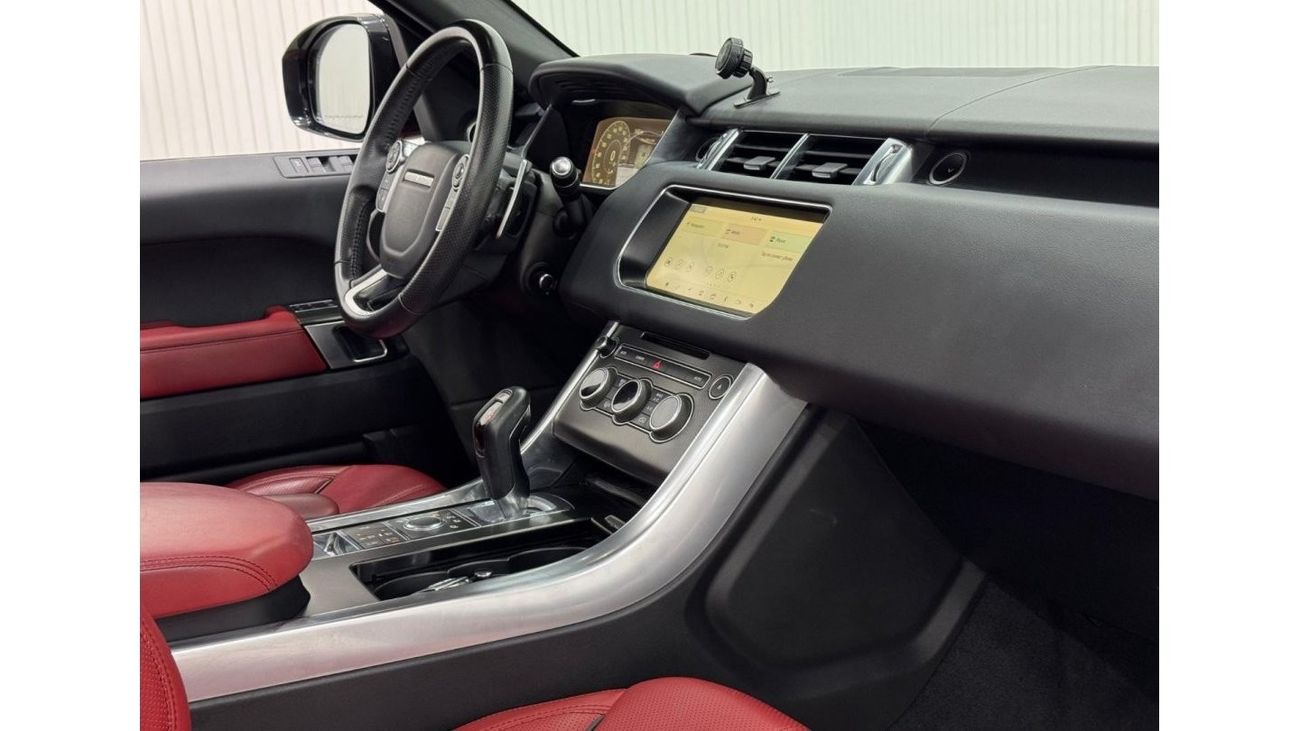 Land Rover Range Rover Sport 2017 Range Rover Sport HSE Dynamic V6, Warranty, Full Range Rover Service History, GCC