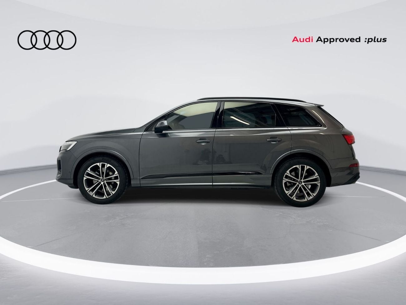 Audi Q7 45 TFSI quattro S Line 2.0L 252hp (Ref# 13523)