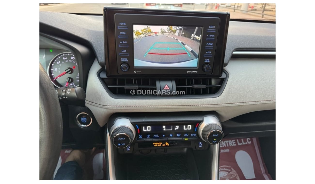 Toyota RAV4 2020 XLE SUNROOF PUSH START 4x4 - 2.5L USA IMPORTED