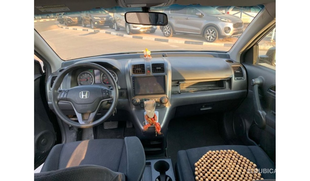 Honda CRV MID OPTION 4x2 2.4L V4 2011 GCC SPECIFICATION