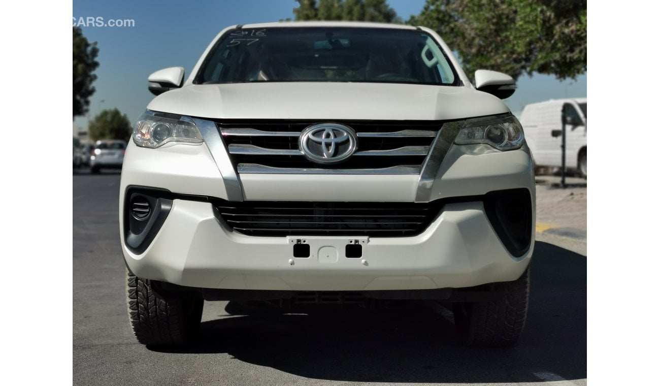 Toyota Fortuner 2.7L PETROL, 17" ALLOY RIMS, KEY START, XENON HEADLIGHTS (LOT # 807)