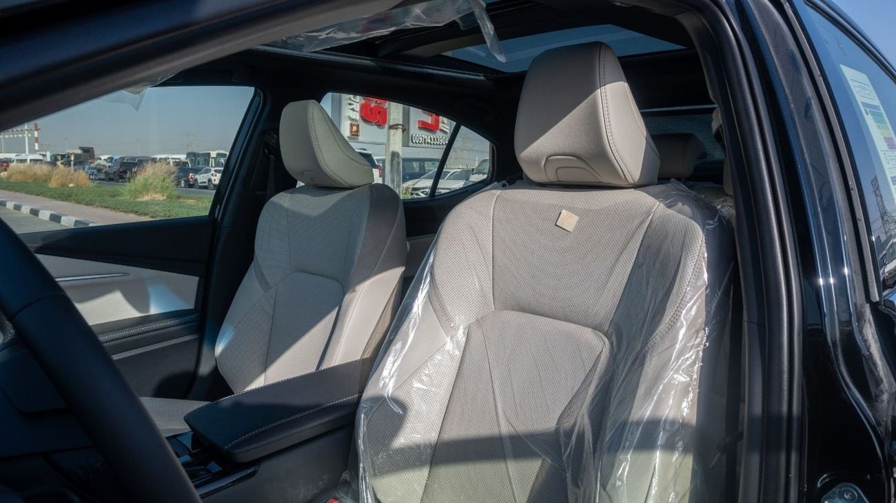 Toyota Camry limited 2.5L Hybrid