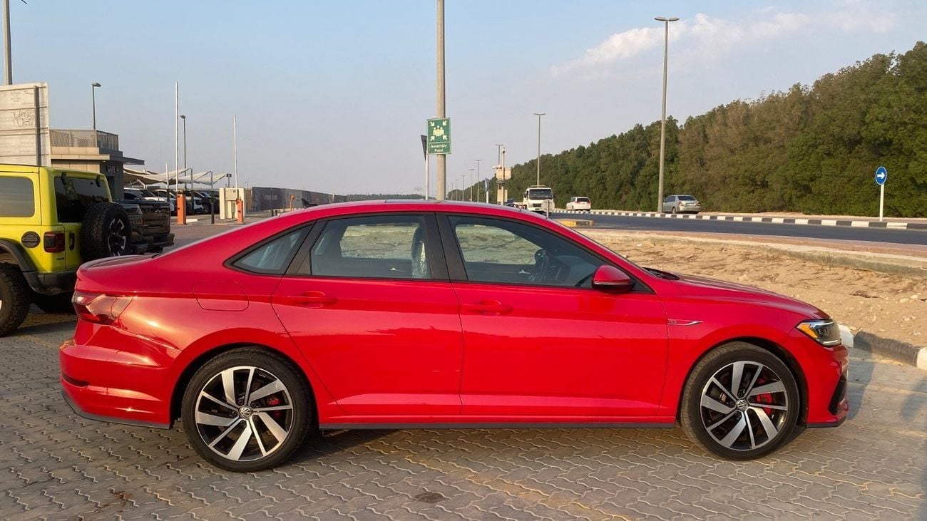 Volkswagen Jetta 2.0L GLI Full Option