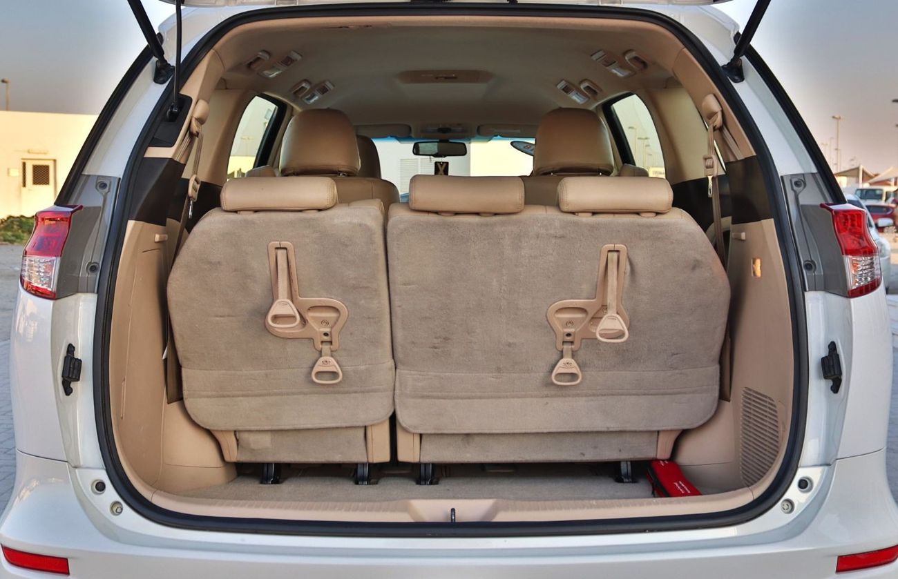 تويوتا بريفيا تويوتا بريفيا SE (XR50)، 2018، 5 د آر إم بي في، 2.4 لتر 4 سلندر بنزين، أوتوماتيك، دفع أمامي