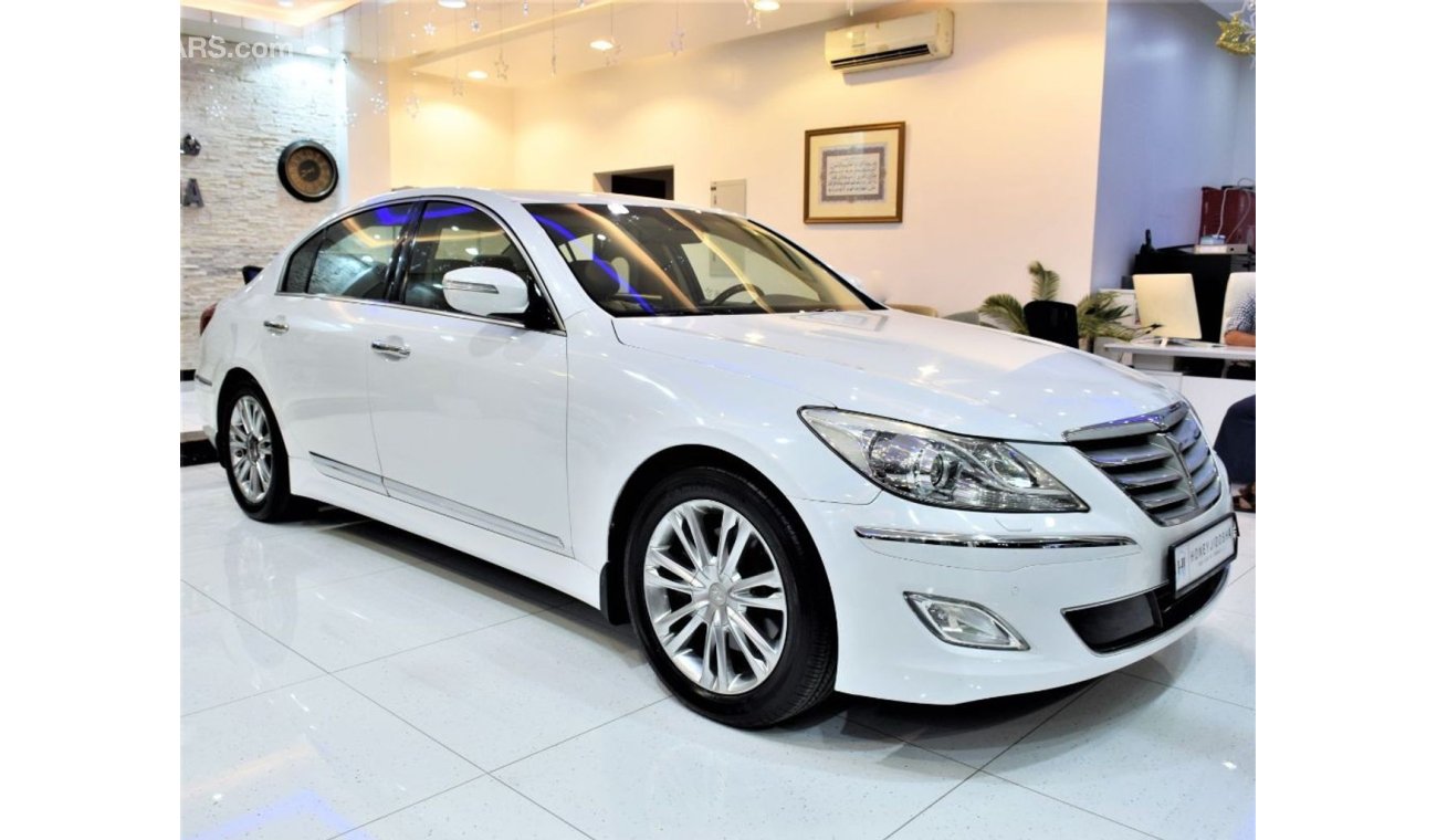 Hyundai Genesis AMAZING Hyundai Genesis 3.8 2014 Model!! in White Color! GCC Specs