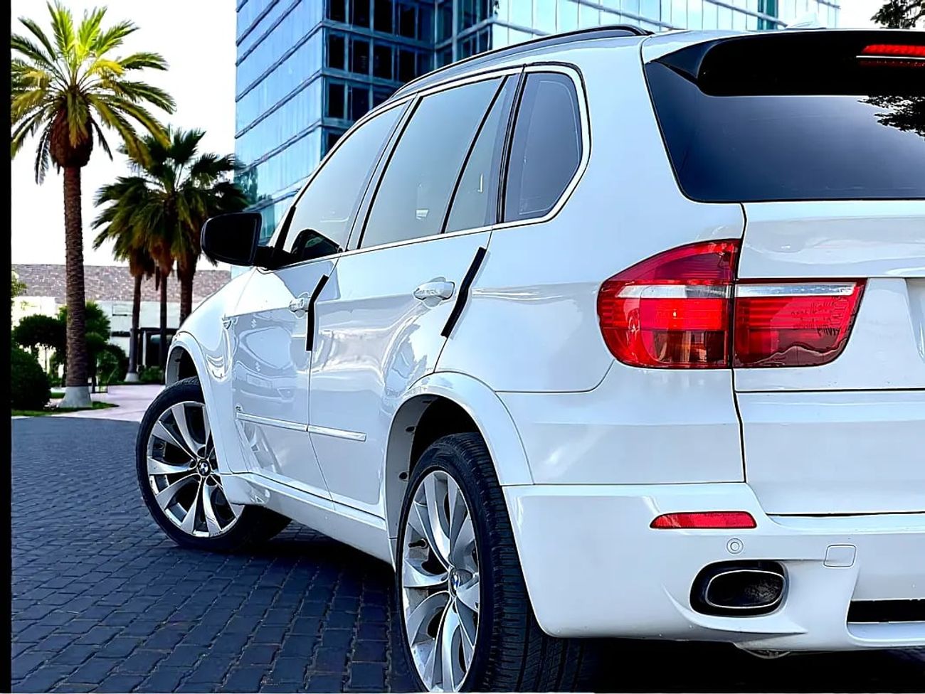 بي أم دبليو X5 | | X-DRIVE | 48I-M-KIT | 4.8L V8 | | GCC