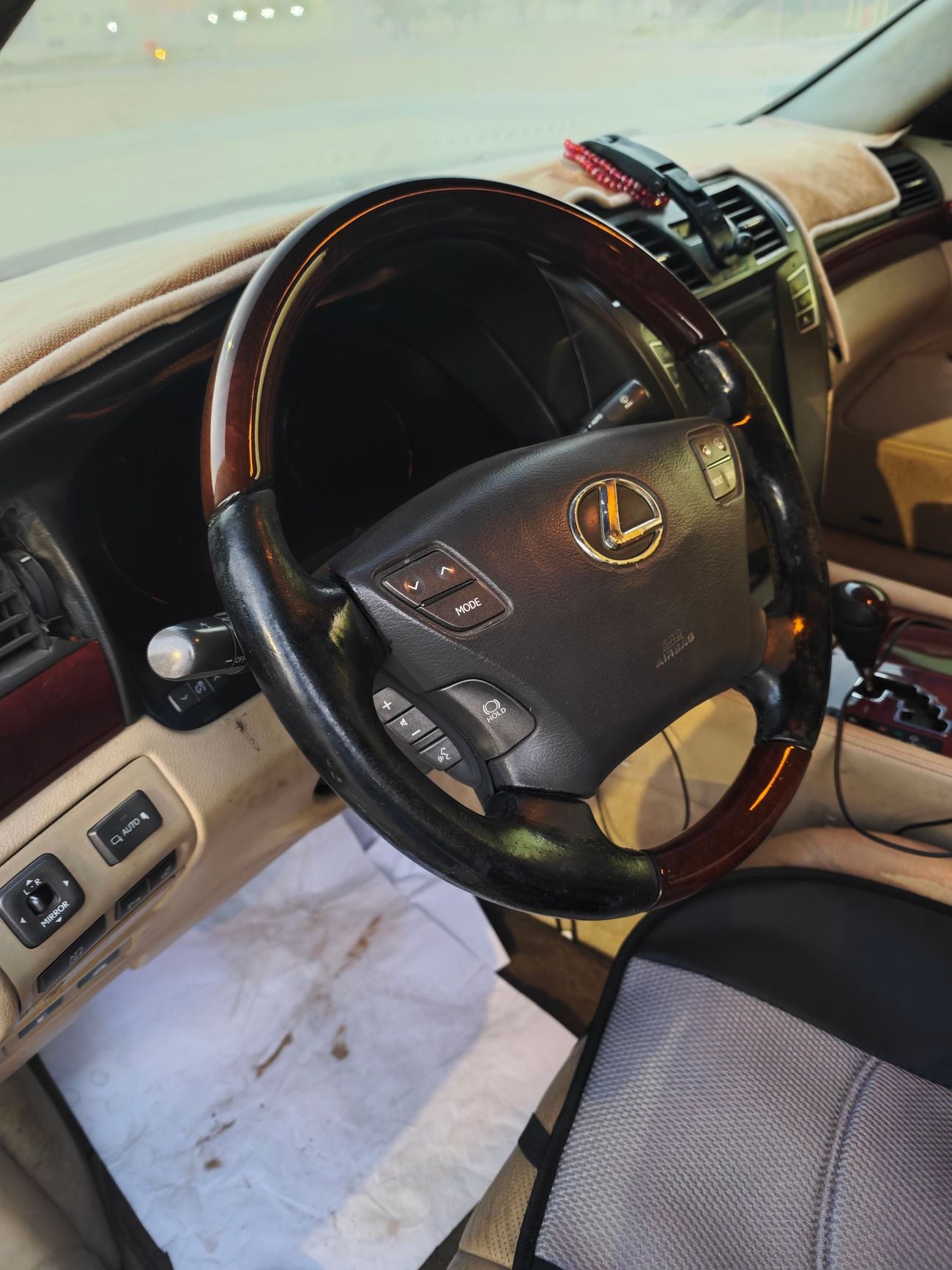 Lexus LS460