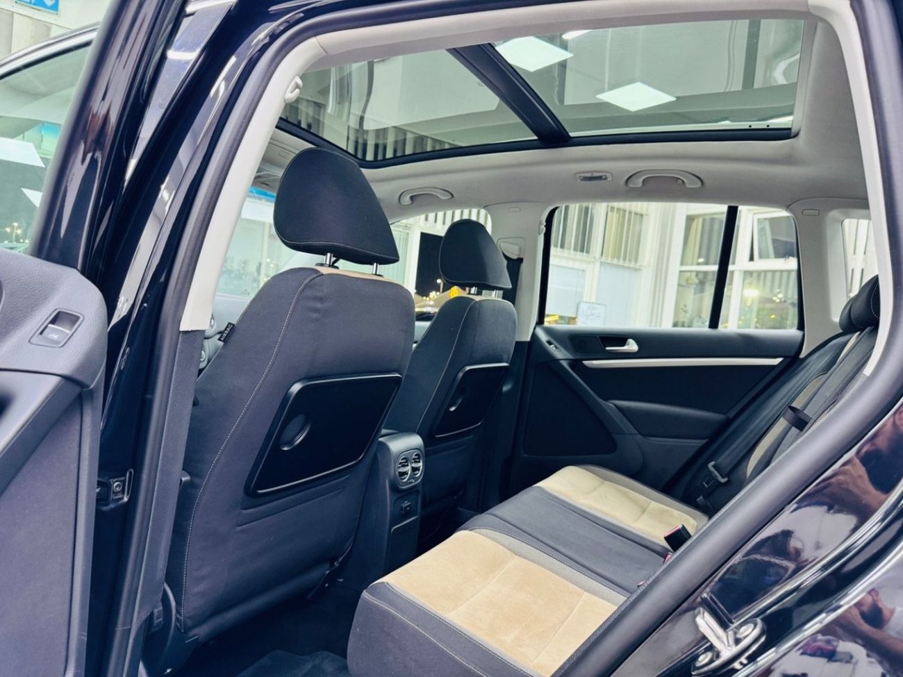 Volkswagen Tiguan SE 2.0L