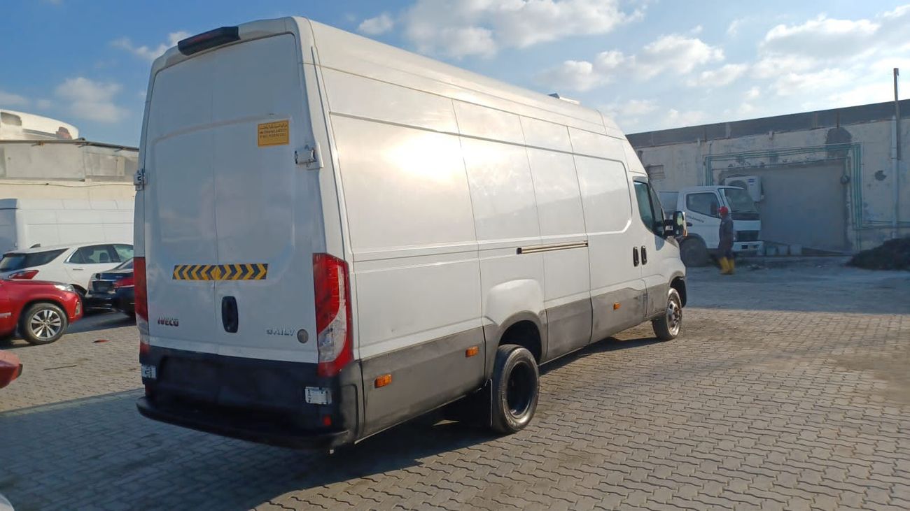 إيفيكو دايلي L4H3