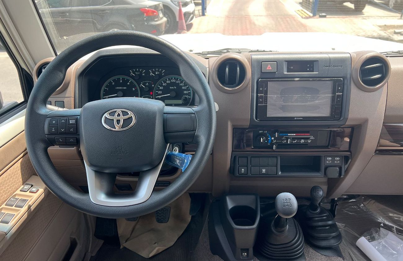 Toyota Land Cruiser LX 4WD GCC Specification