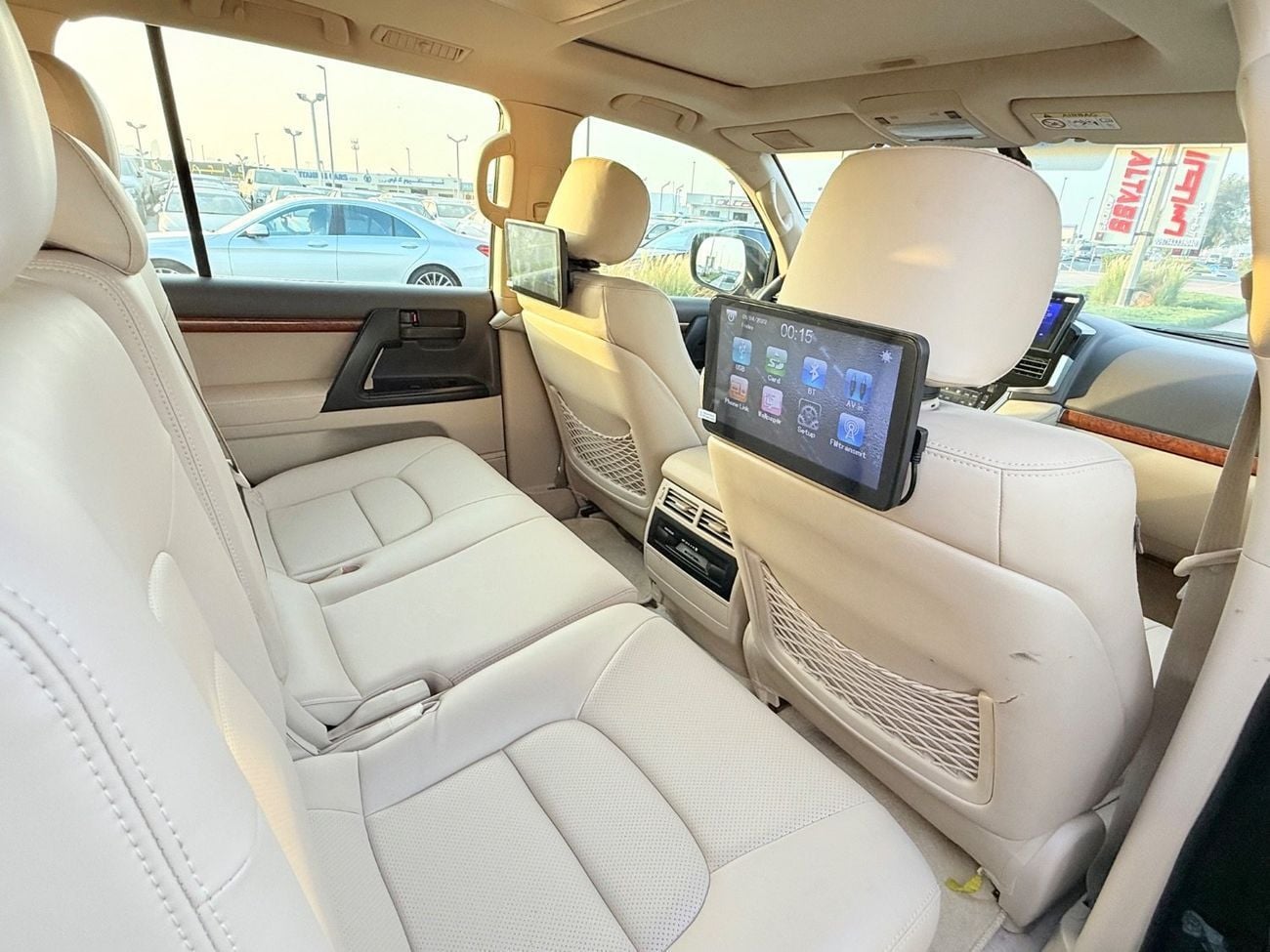 تويوتا لاند كروزر Toyota landcuriser GXR twin turbo V8 2014 upgrade 2025 full option Top the range