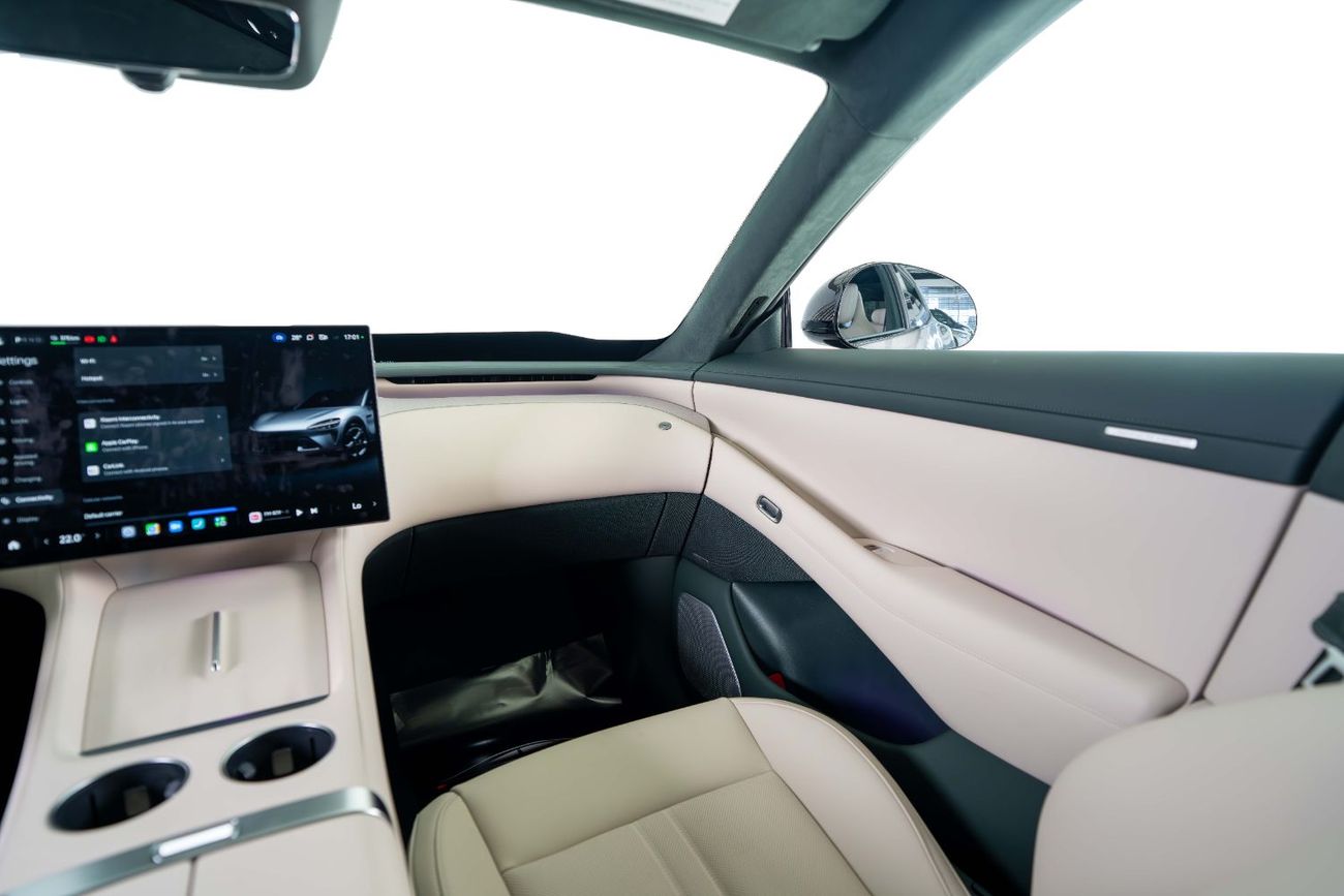 Xiaomi YU7 Brand New-760 KMS Range-Full Options-Fast Charger