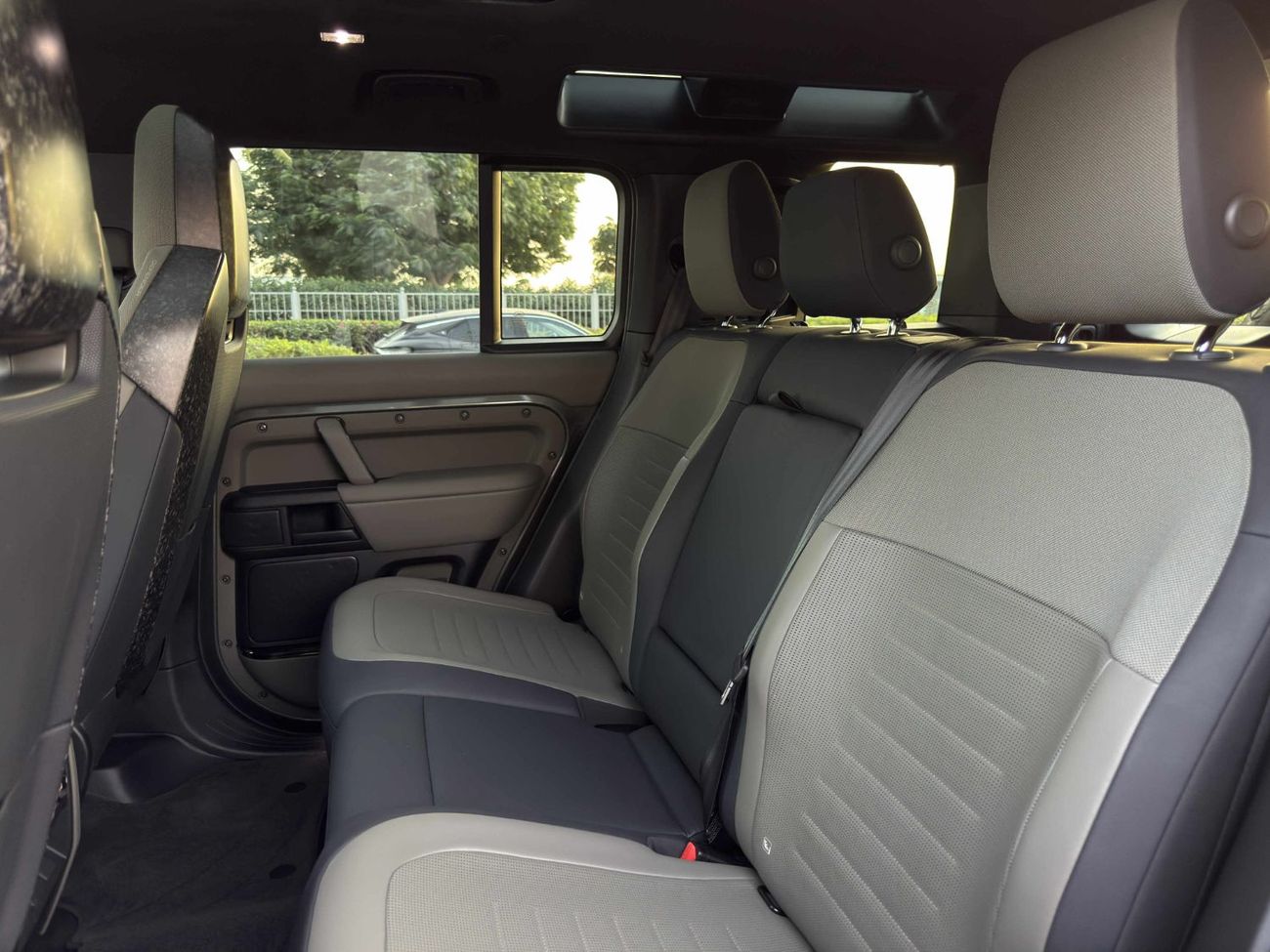 Land Rover Defender 110 P635 OCTA V8