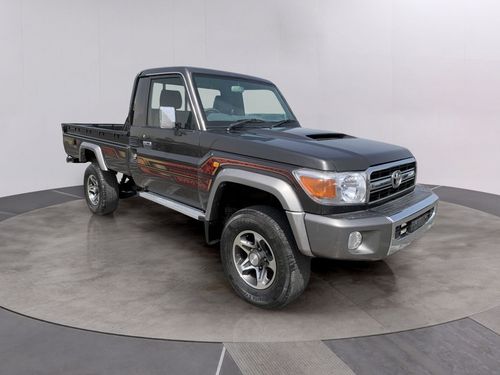 Toyota Land Cruiser Pick Up
