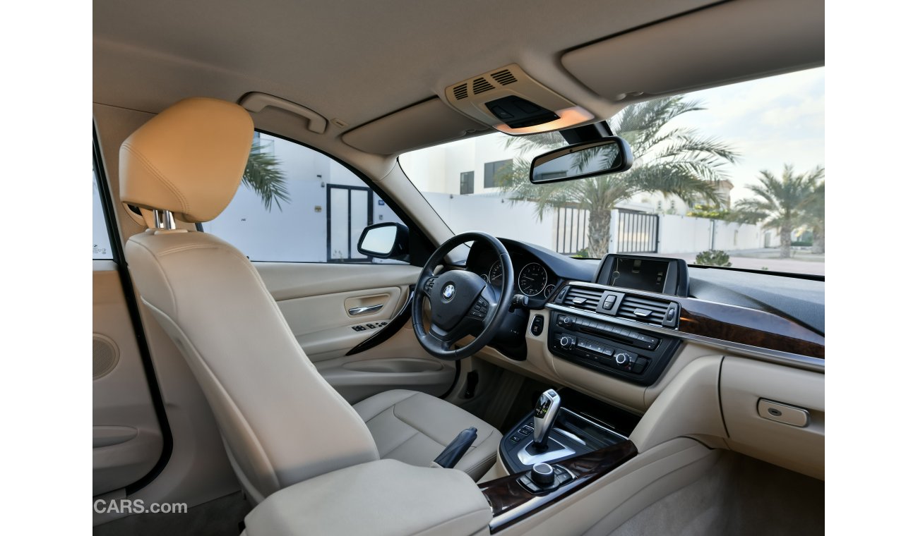 BMW 320i i 2 Y Warranty - GCC - AED 1,035 PER MONTH - 0% DOWNPAYMENT