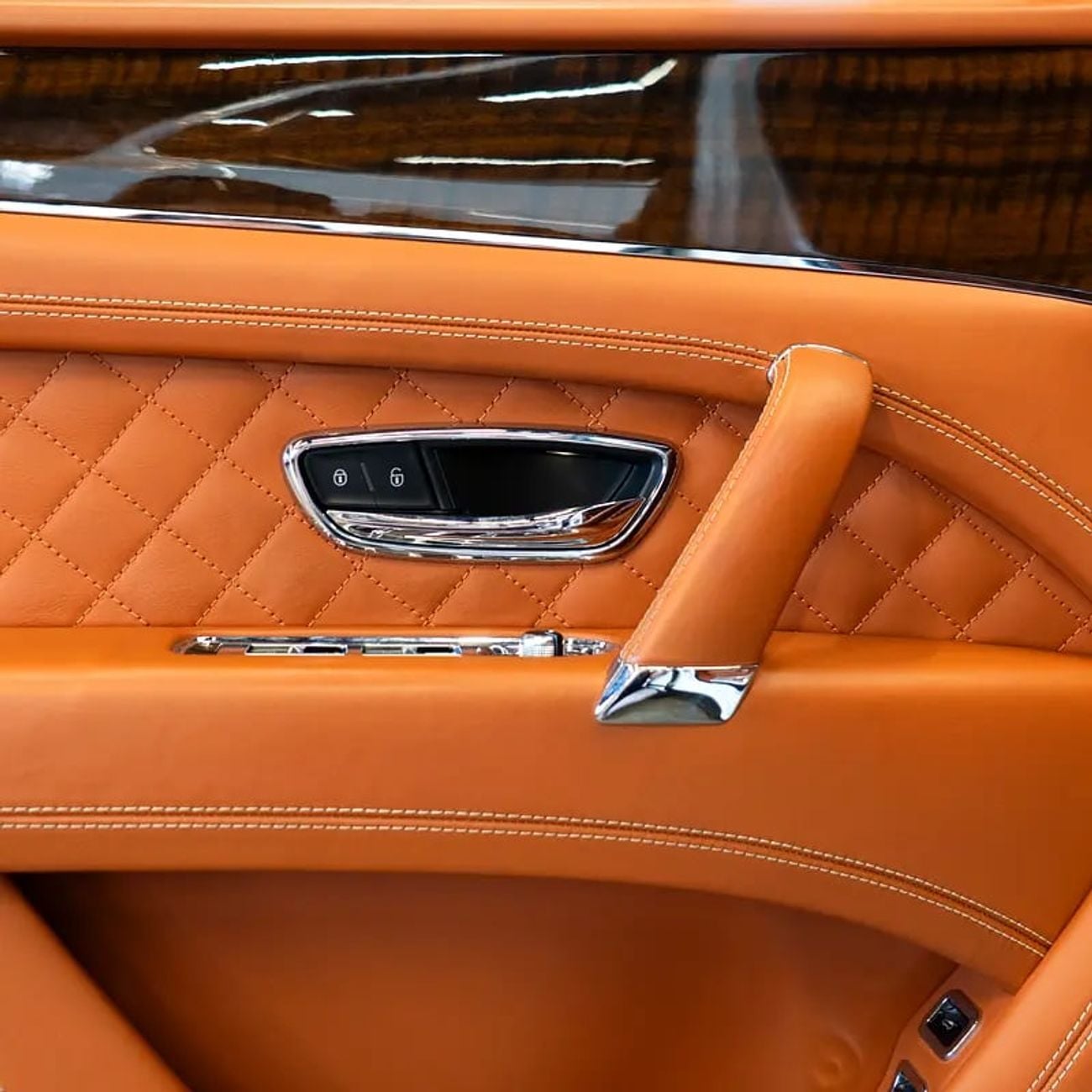 بنتلي بينتايجا 6,508 p.m • 0% Downpayment • • 1 Year Warranty