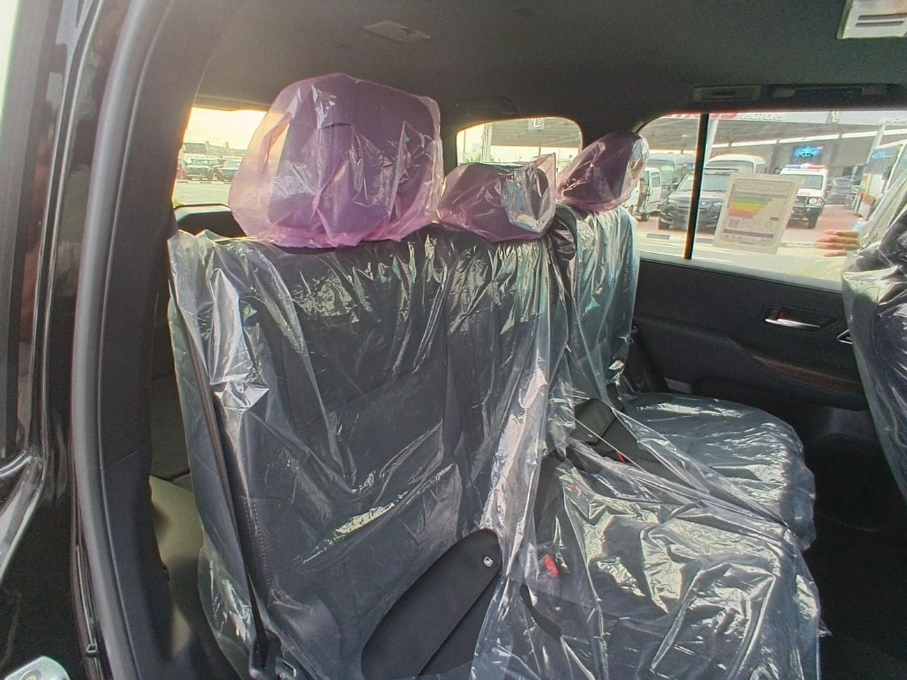 تويوتا لاند كروزر 2026 Toyota Land Cruiser LC300 GXR Mid 7-Seater (With Sunroof) 3.5L V6 Twin Turbo Petrol A/T 4WD Exp