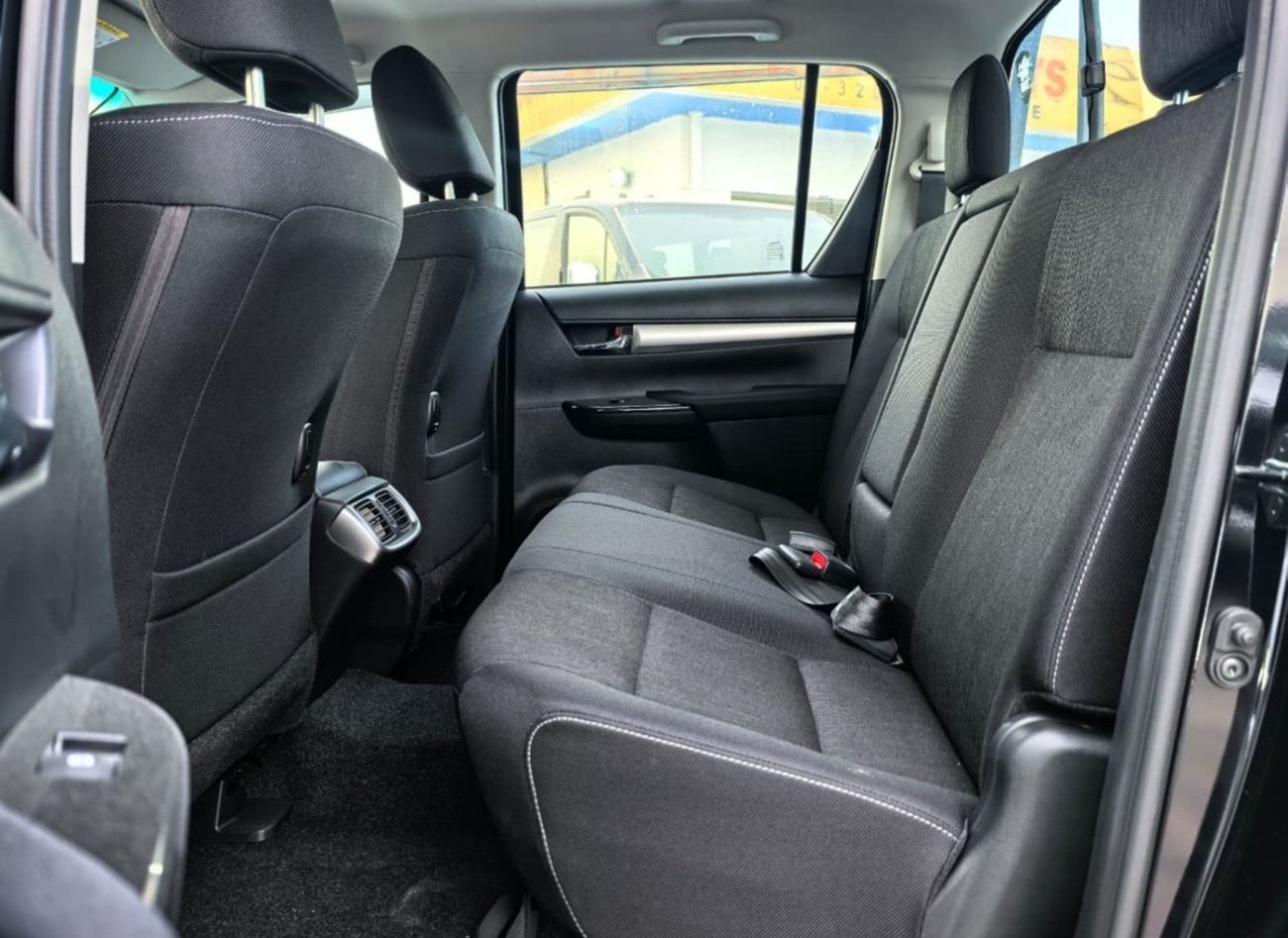 Toyota Hilux 2025 TOYOTA HILUX 2.7L PETROL 4x2 MANUAL TRANSMISSION