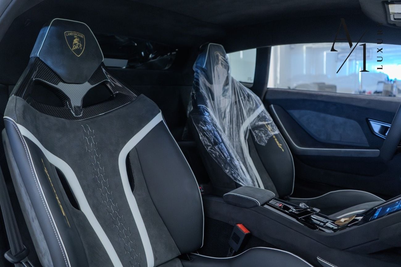 Lamborghini Huracan STERRATO 2023 (1 OF 1499) 60 Anniversary Edition, Brand New